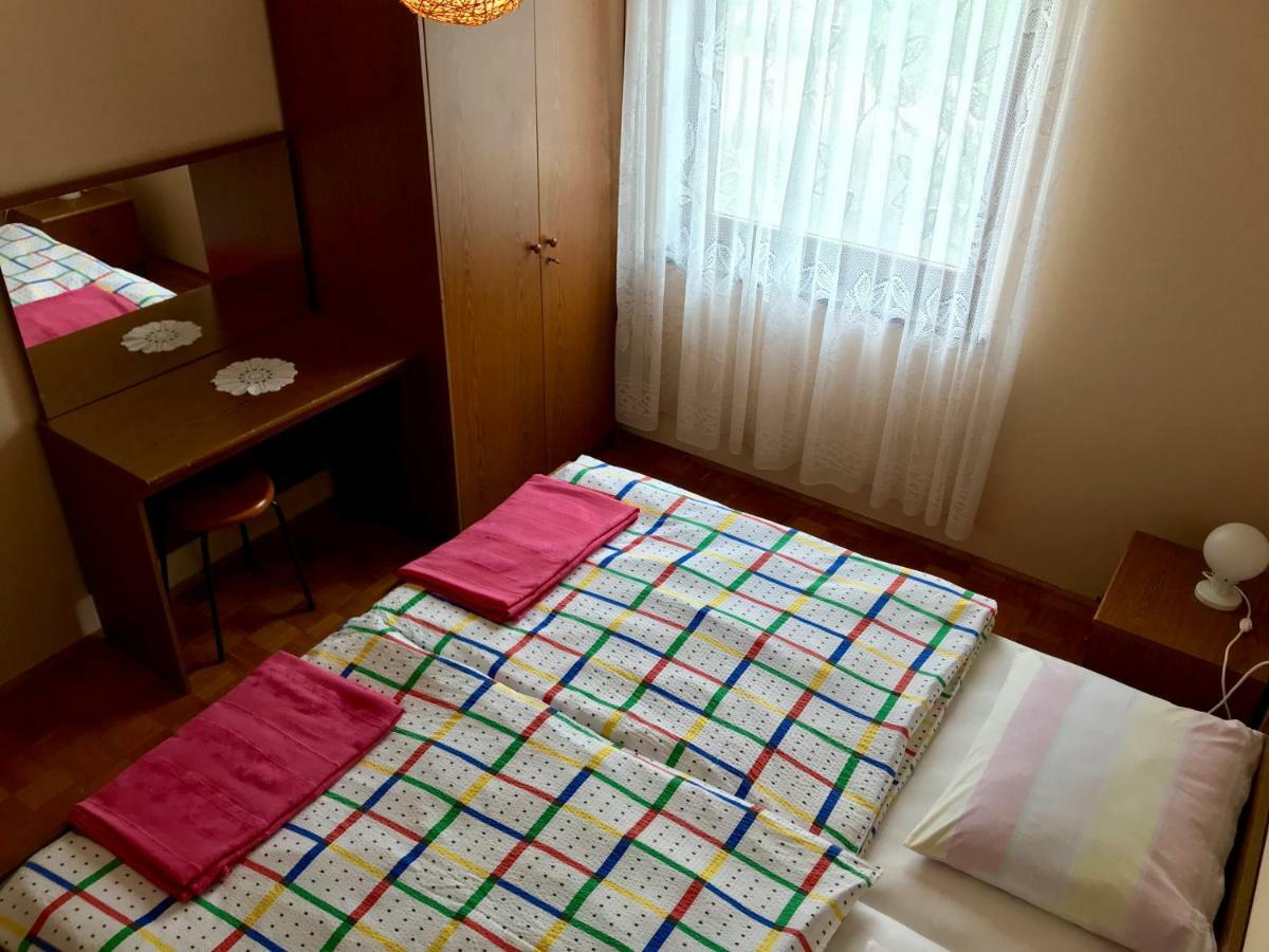 Apartments Markelj Ловречица Экстерьер фото