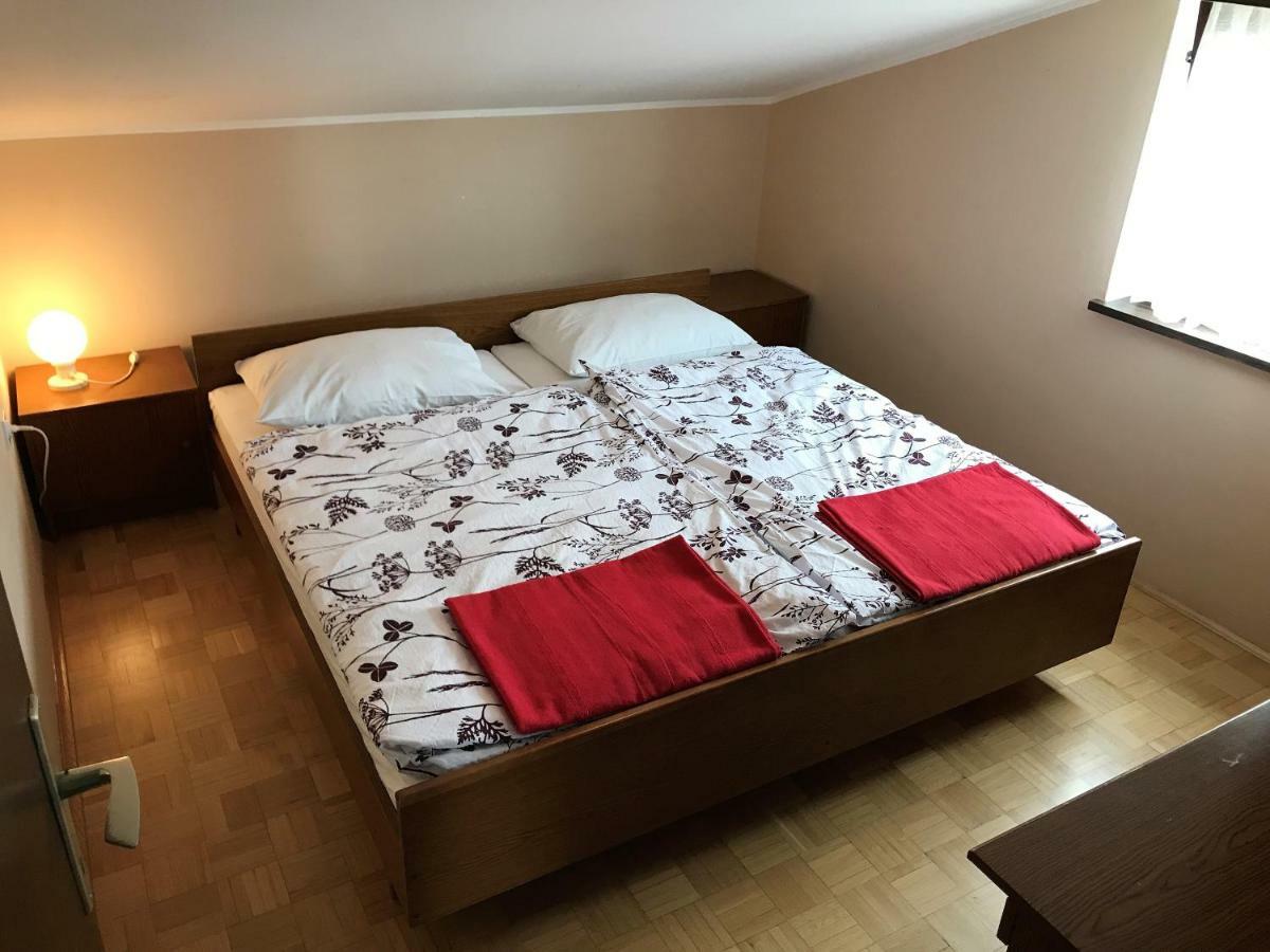 Apartments Markelj Ловречица Экстерьер фото