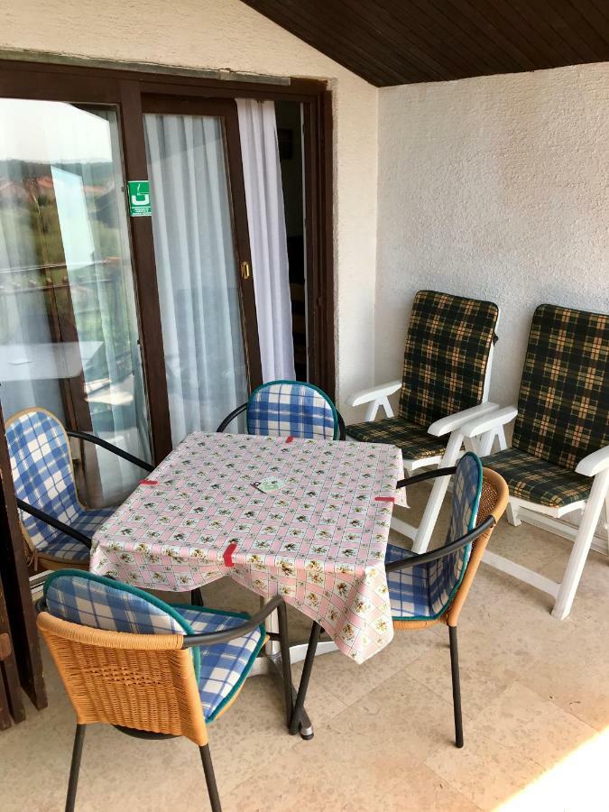 Apartments Markelj Ловречица Экстерьер фото